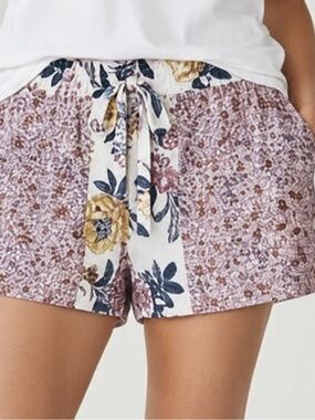 Gypsies & Moondust Mauve Floral Drawstring Women's Shorts